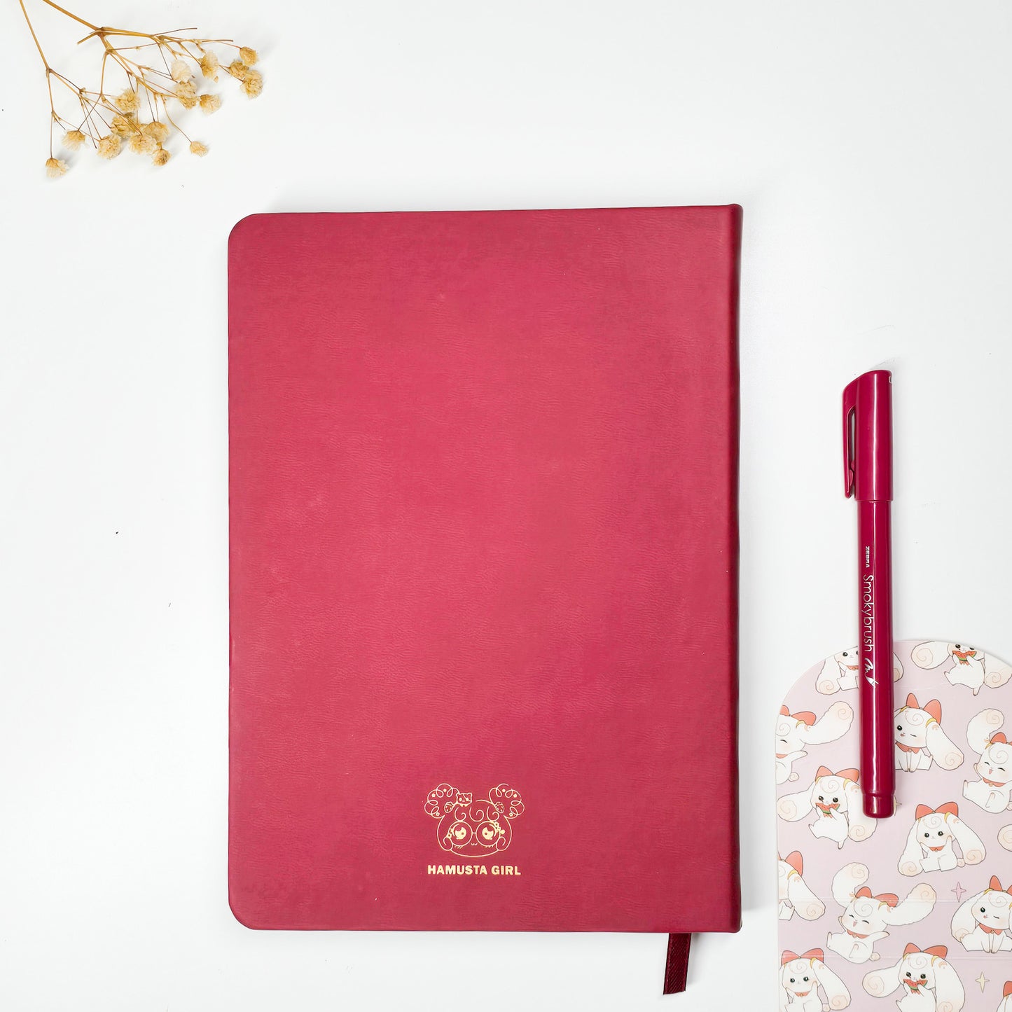 مفكرة هاموستا - ذات الرداء الاحمر (2026)